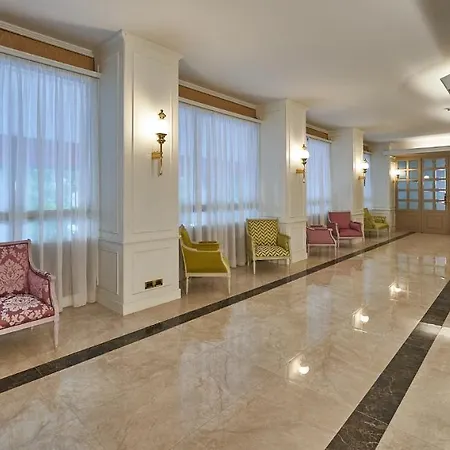 Hotel Astoria 4*