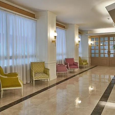 Astoria Hotel