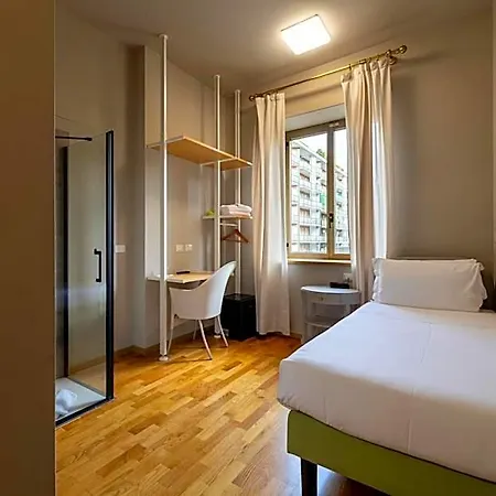 Astoria بييلا