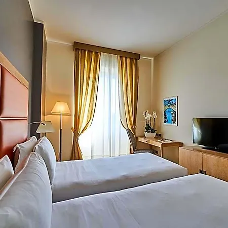فندق Astoria
