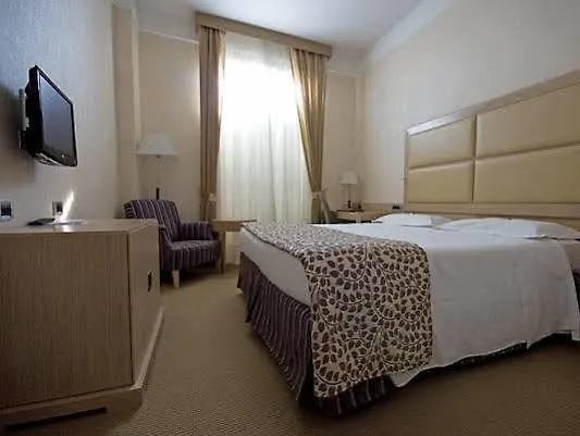 Szálloda Astoria Biella